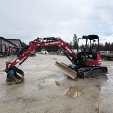 Used 9.5K Mini Excavator 6-Way Blade Open ROPS Thumb Hyd Quick Change